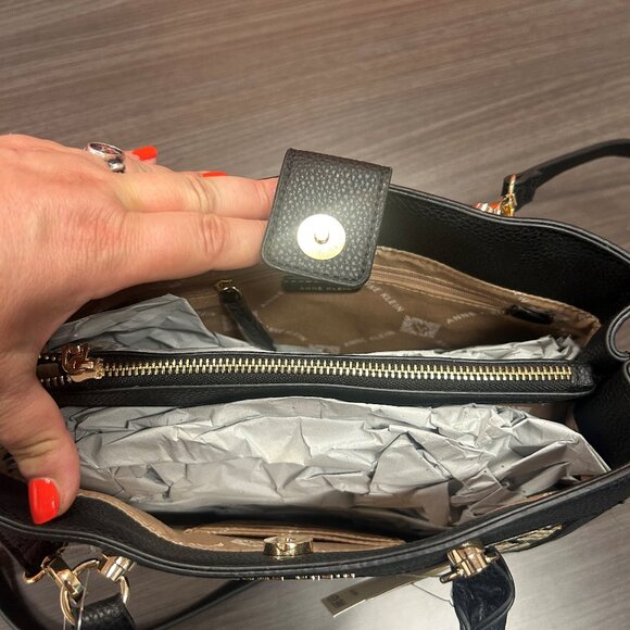 Anne Klein NWT Crossbody or Top Handle Purse - Picture 7 of 8